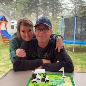 Meet your Posher, Elstone